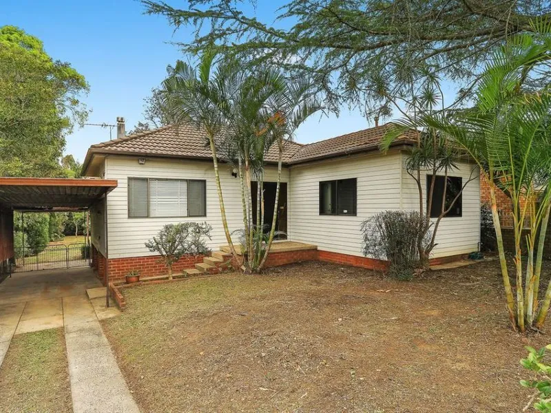 Well positioned 3 bed house !!!