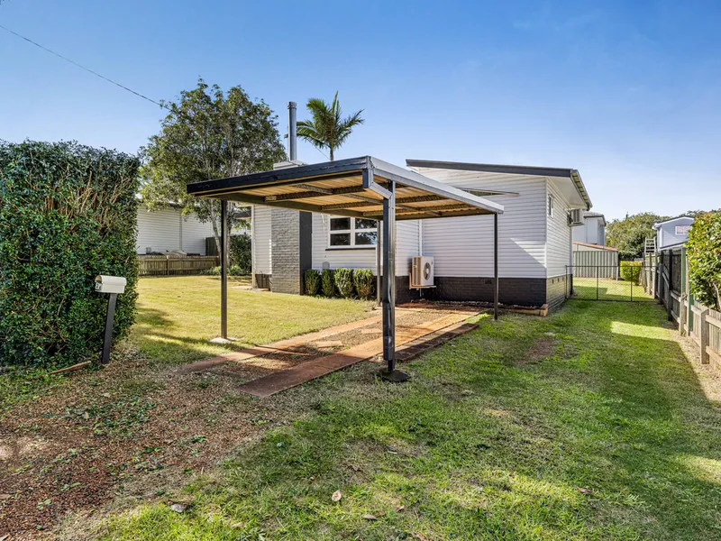 FAMILY HOME IN EVER POPULAR SUBURB!