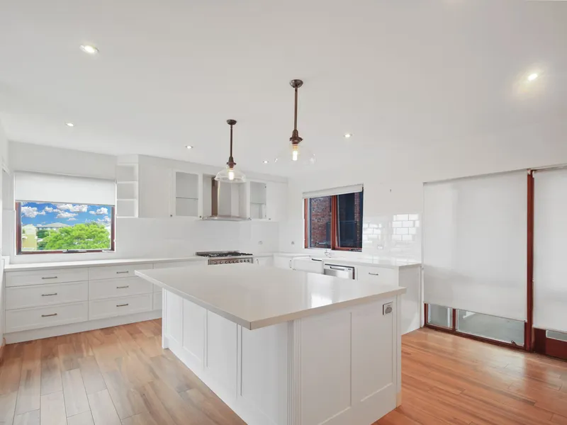 Renovated Home Entertainer with Ocean Views