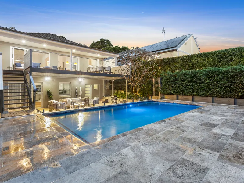 North-Facing Family Entertainer with Studio & Retreat