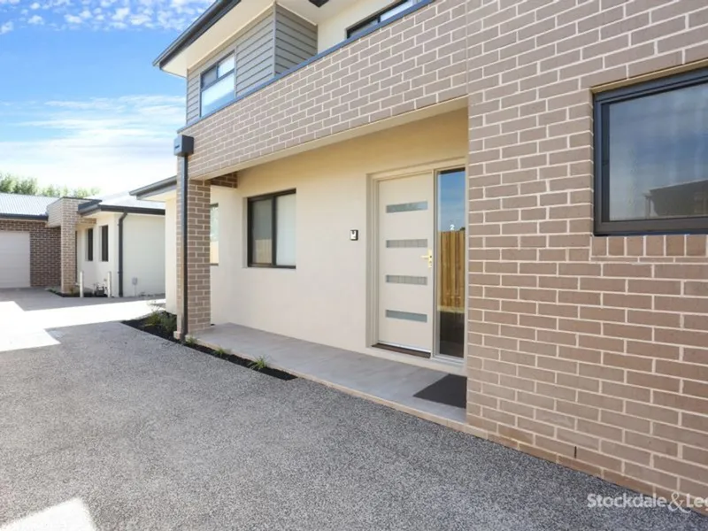 Three Bedroom Townhouse In A Perfect Location