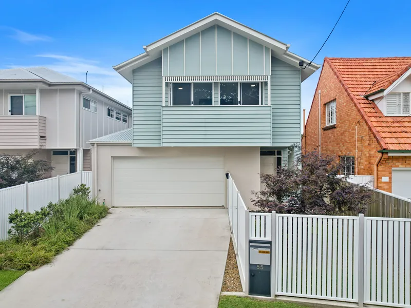 5-bed family home with ducted aircon and spectacular parents' retreat