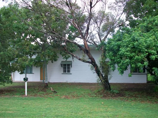 4 Bedrooms at a small price