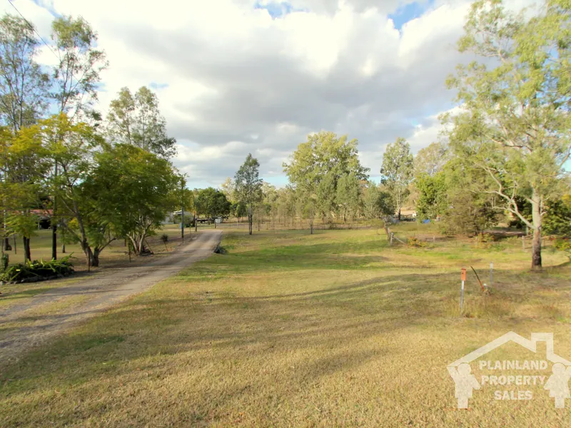 **NEWLY LISTED ** 2 ACRES OF USABLE LAND IN PRIME LOCATION