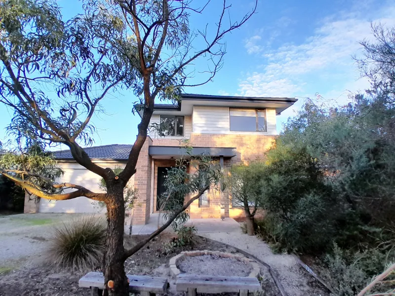 Massive home in quiet cul-de-sac