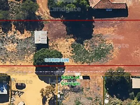 Extra large town block for sale in Corrigin.