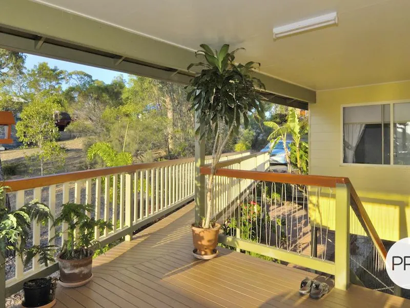 Super tidy home with Ocean Views