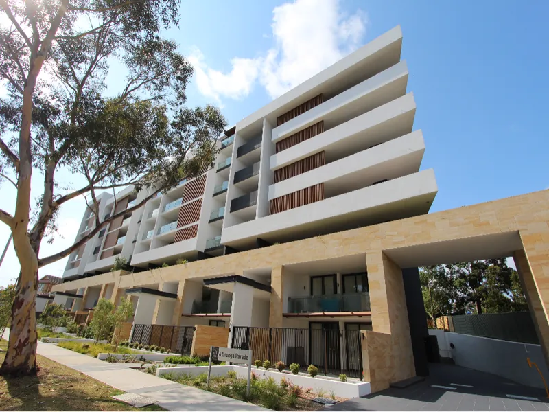 BRAND NEW EXTRA LARGE OVER SIZED 1 BEDROOM APARTMENT