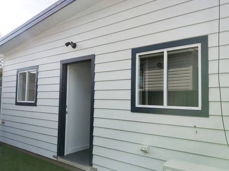 NEAR NEW 2 BEDROOM GRANNY FLAT