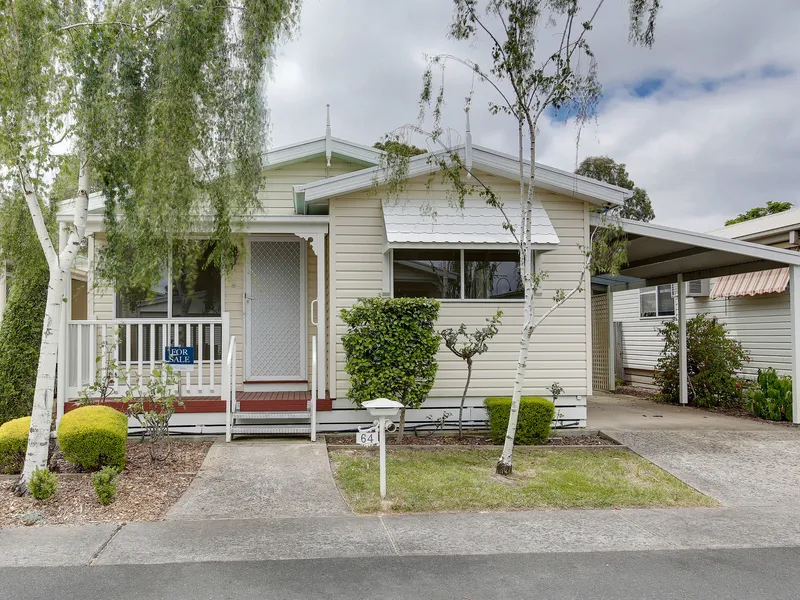 2 bedroom home in welcoming retirement community