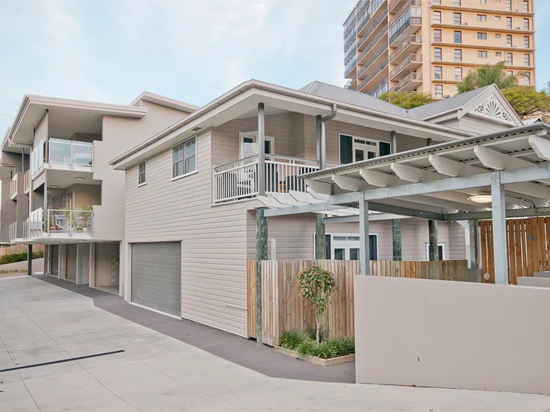 Great Condition, City Views