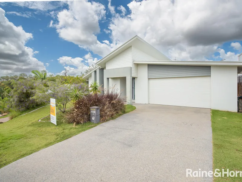 Magnificent Family Abode - Get Here Quick..!