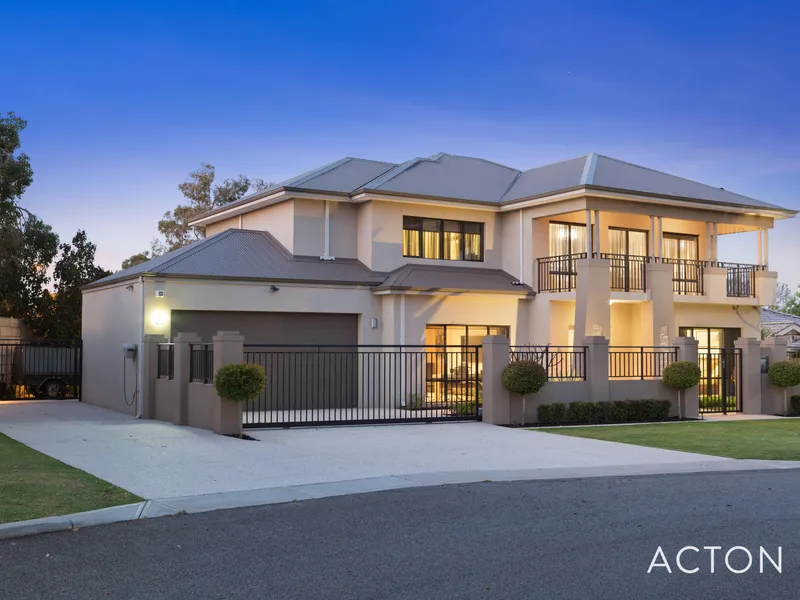 EXECUTIVE HOME WITHIN A STROLL TO RIVER