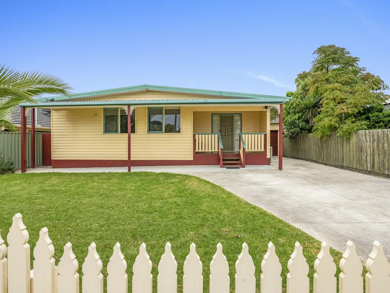 THREE BEDROOM HOME IN ROSEBUD