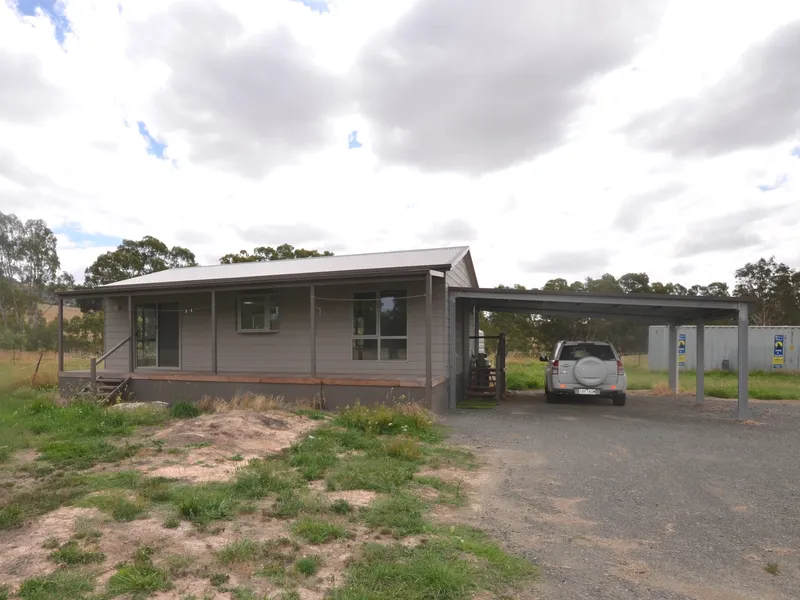 1.21HA (2.99 Acres) Spotless & New With Room For Animals