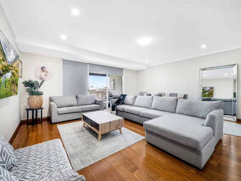 Stylish low upkeep apartment in near new complex