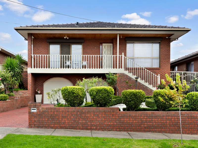 Modern Family Package