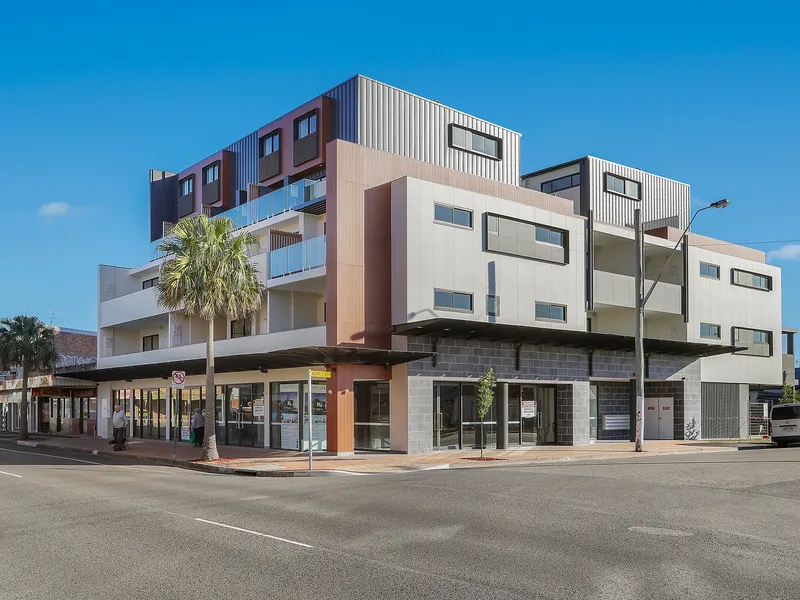 TOP LEVELS & WATER VIEWS!