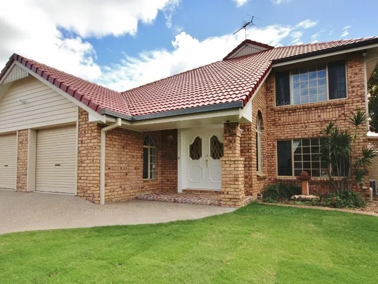 Spacious Family Home - Desired Carindale Area