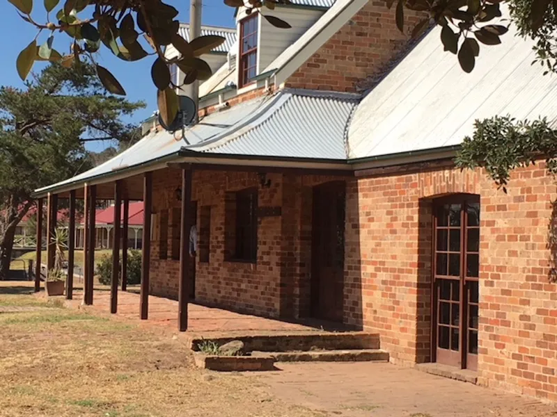 PERFECT FAMILY HOME AND SPACE FOR THE HORSES
