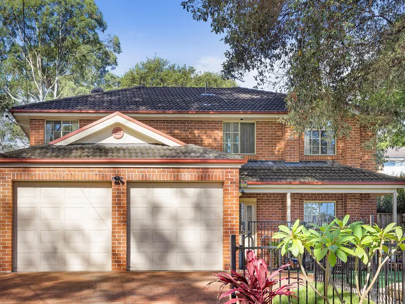 Perfect blend of impeccable family space and location