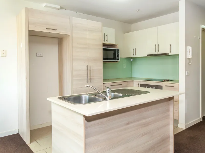 Modern apartment in the heart of Box Hill