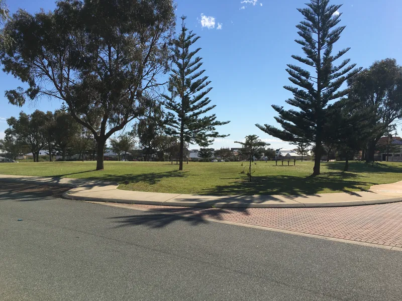 Level building block for sale !