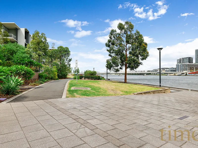 Boutique Waterfront Complex ~ Low Levies