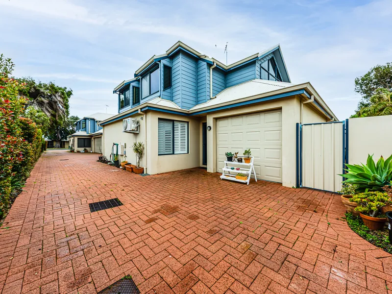 QUALITY BUILT MODERN & SPACIOUS TOWNHOUSE