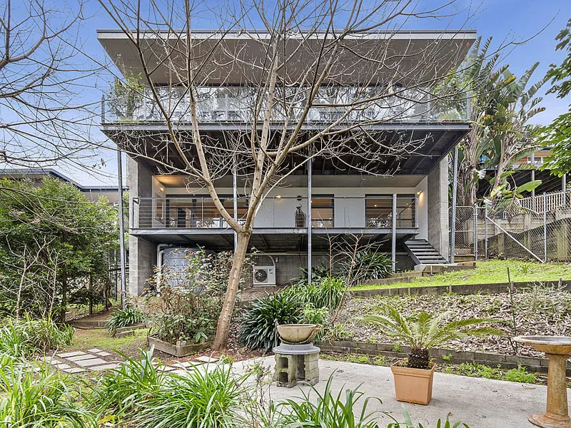 DESIGN EXCELLENCE WITH COASTAL VIEWS