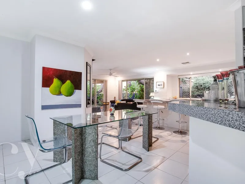 TRANQUILLY HIDDEN AWAY!