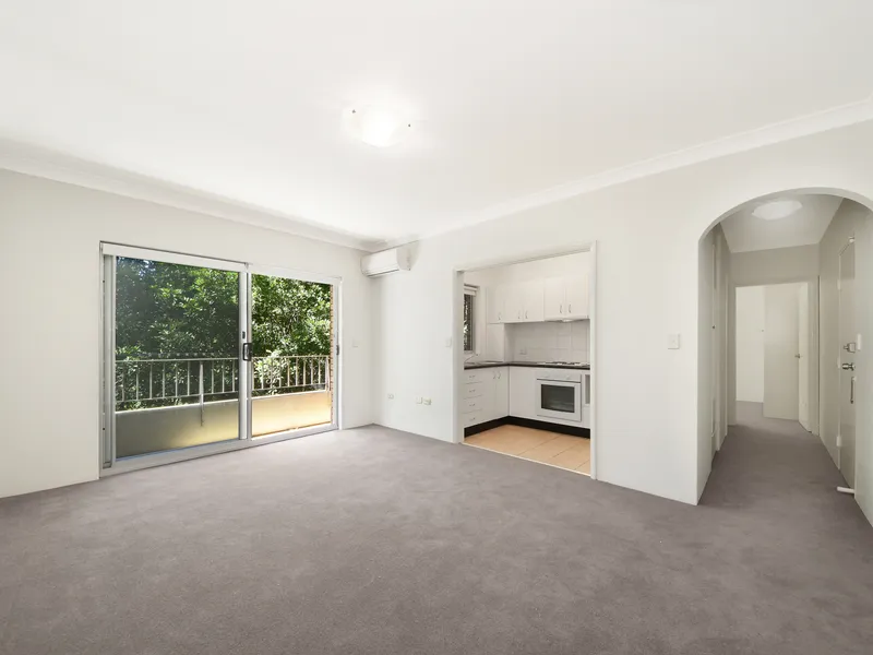 Centrally Located Contemporary Security Apartment