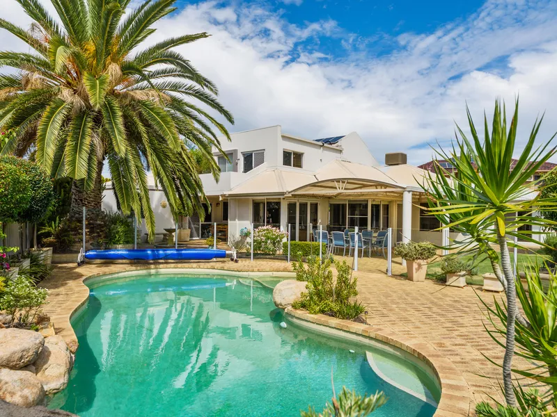 HIDDEN GEM | SPACIOUS HOME