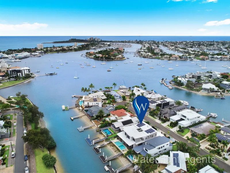 339M2 OF EXCEPTIONAL DEEPWATER LIVING