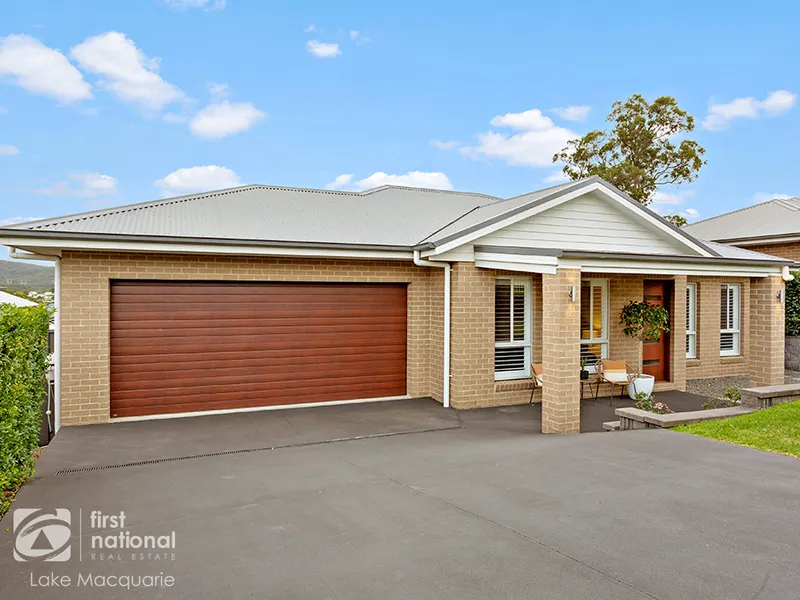 MODERN FAMILY RETREAT