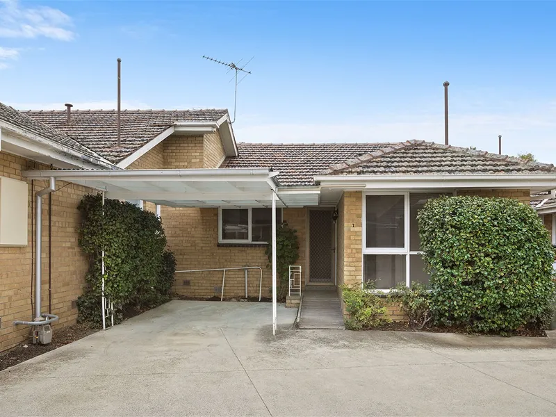 RENOVATED VILLA UNIT 