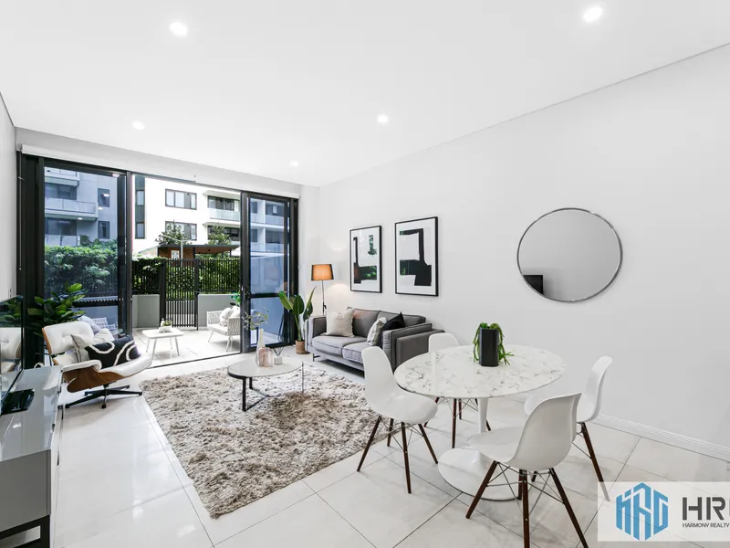 North facing court yard one bedroom in The Gallery complex