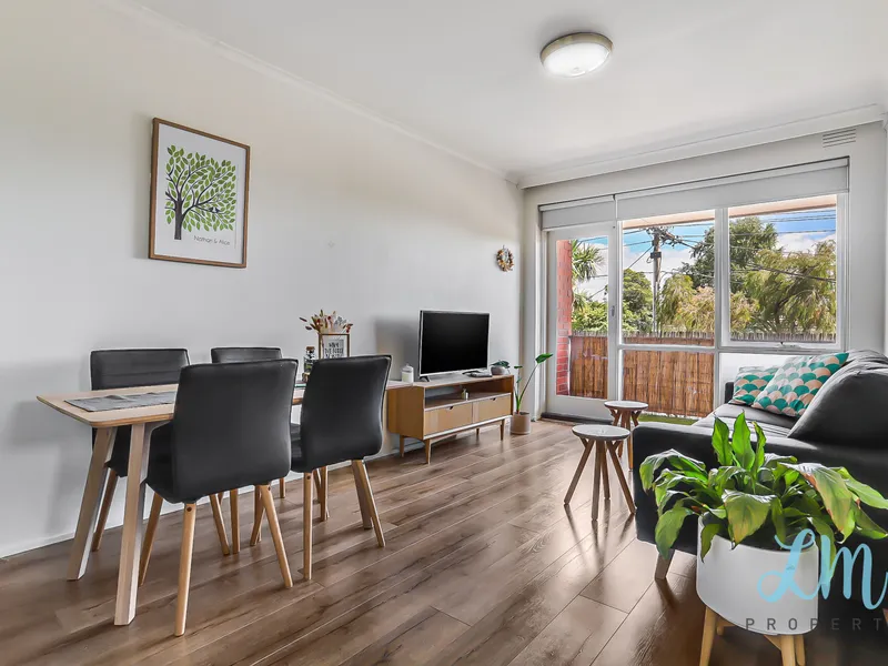 Stylish unit in a tranquil setting