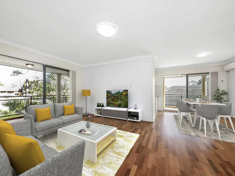 Two-Bedroom Unit with Gas Cook-Top, Split-System Air-Conditioning and Single Lock-Up Garage!!!