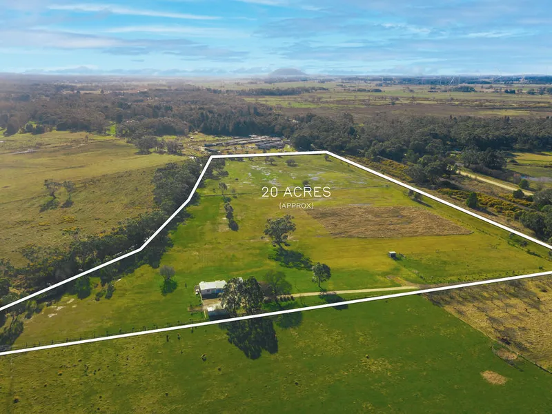 Set on approx. 20 acres is this incredible lifestyle property ideal for a variety of rural pursuits.