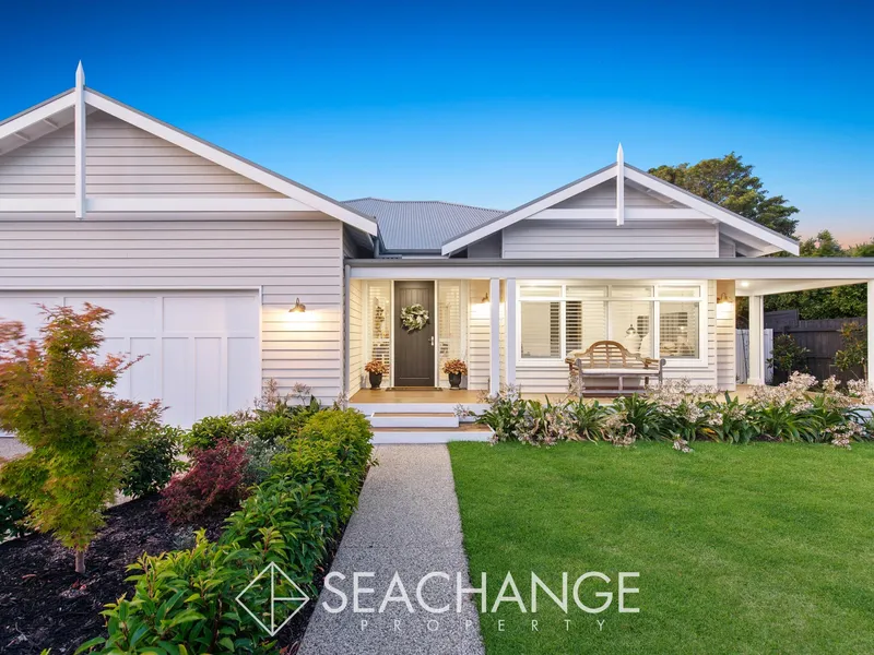 A Masterclass in Hampton’s Coastal Luxury
