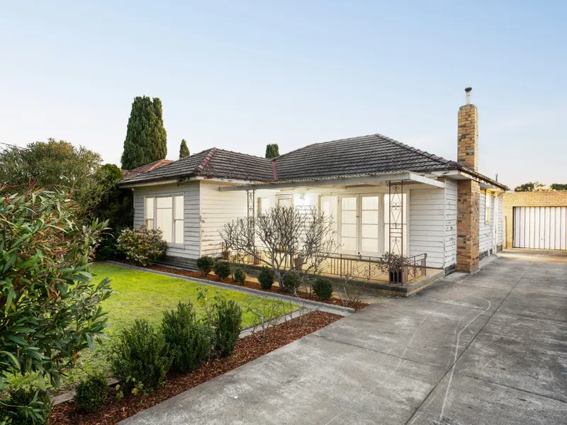 Prestigious Potential in Central Pascoe Vale Setting