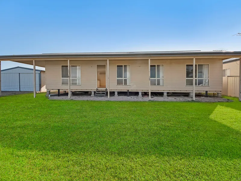 SEA CHANGE OR COUNTRY COMFORT?  MAKE THIS YOUR HOME,FIRST INVESTMENT OR HOLIDAY RE TREAT  