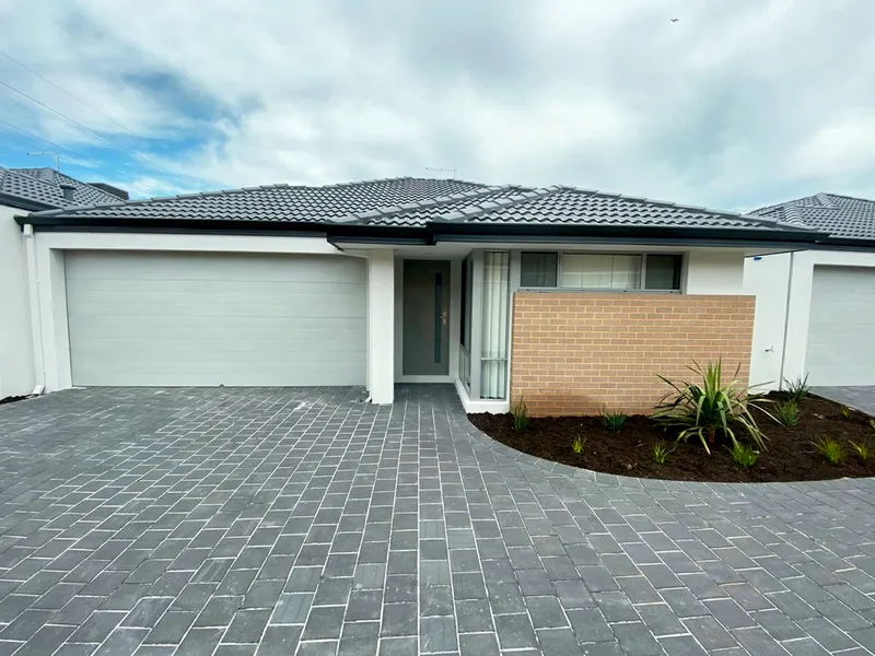 BRAND NEW HOME READY TO MOVE IN