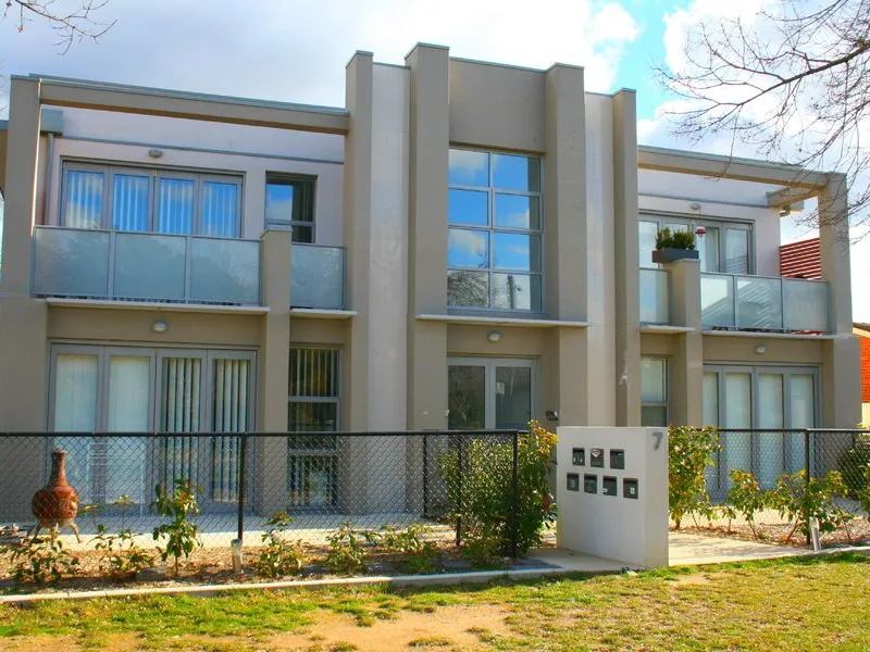 TO REGISTER YOUR INTEREST, PLEASE CLICK ON THE BOOK INSPECTION BUTTON!