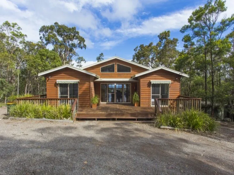 Collina Cabin - Australian Bushland Lifestyle and Rental Income - all within a unique wilderness resort
