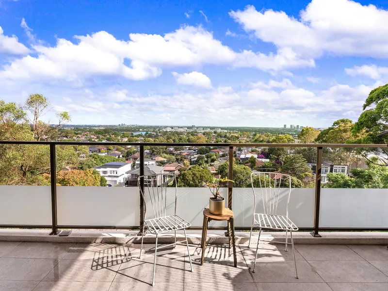 Beautifully Presented Apartment with Leafy Outlook and Water Views