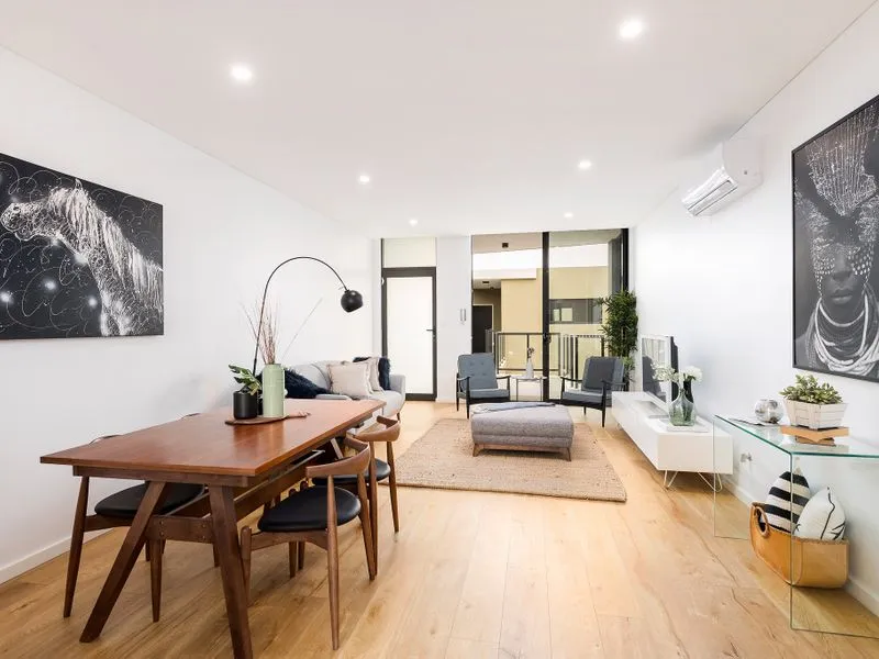 Brand New- Ready to move in