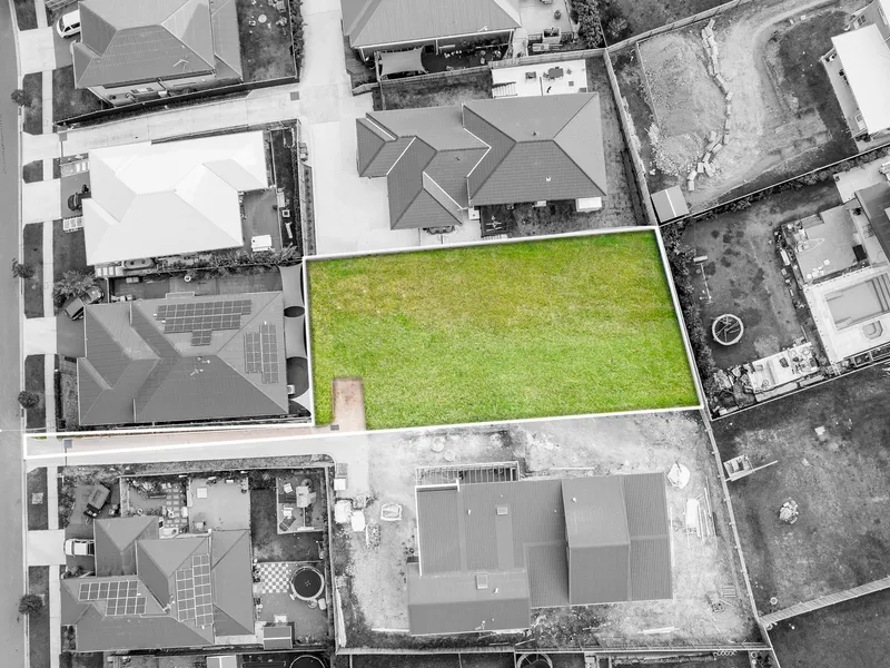 Hidden Gem in Ravenswood Estate.