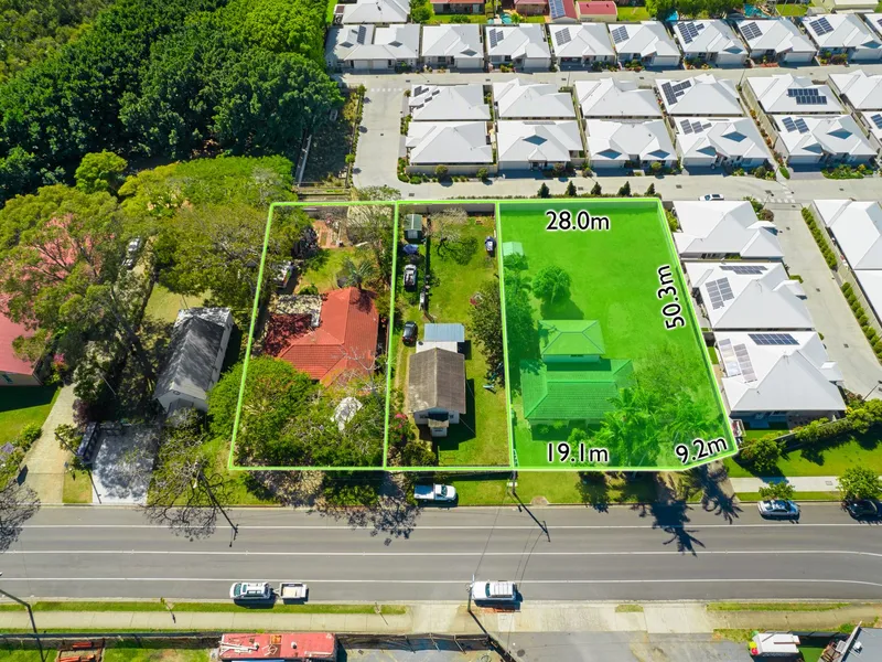 Live and Invest on a massive 1380m2 block